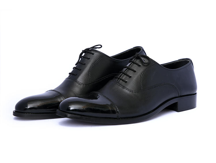 Oxford with patent Toe