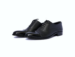 Oxford with patent Toe